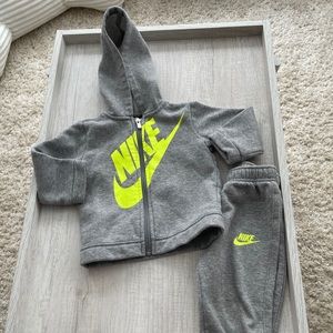 Nike Jogger Set